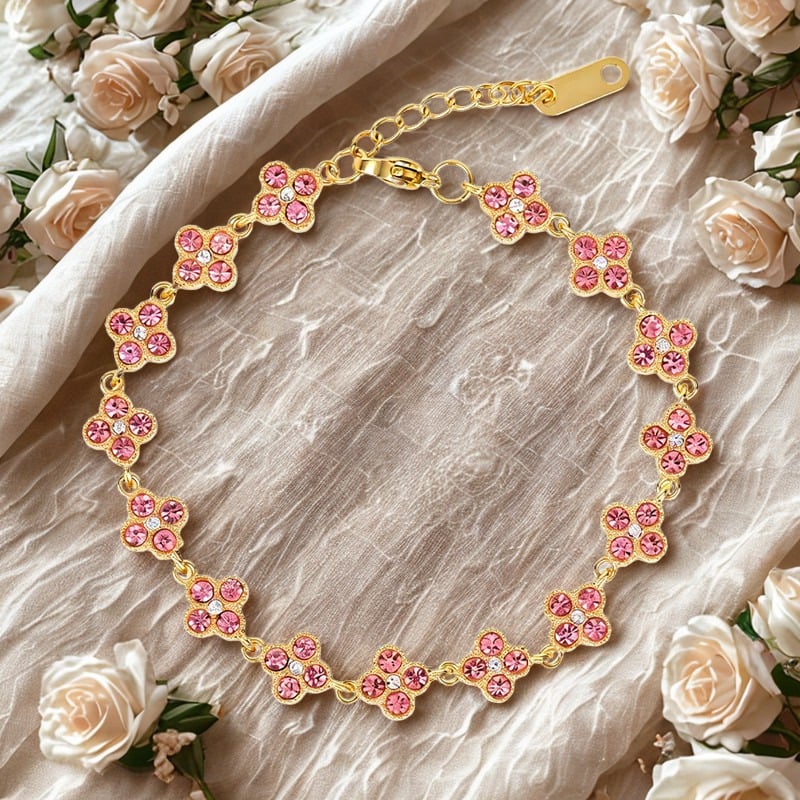 Yasmine · La Ronde des Fleurs — Bracelet Trèfles Rose Strass